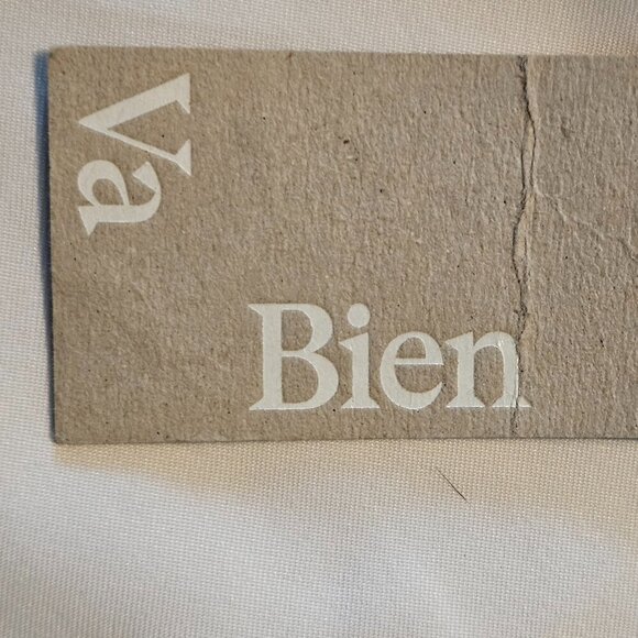 Va Bien NWT beige low back shapewear 34B - Picture 5 of 7